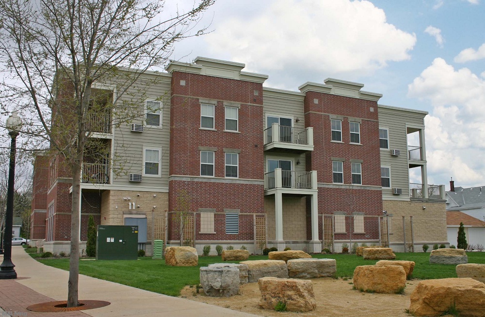 Deforest Town Square Apartments Deforest Town Square Apartments