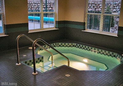 LeSilve Apartments - Soothing Jacuzzi Room