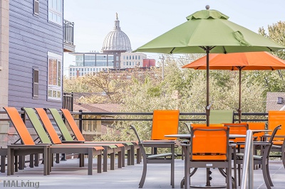 Veritas Village - Stunning View of The Capitol on Beautiful Rooftop Patio