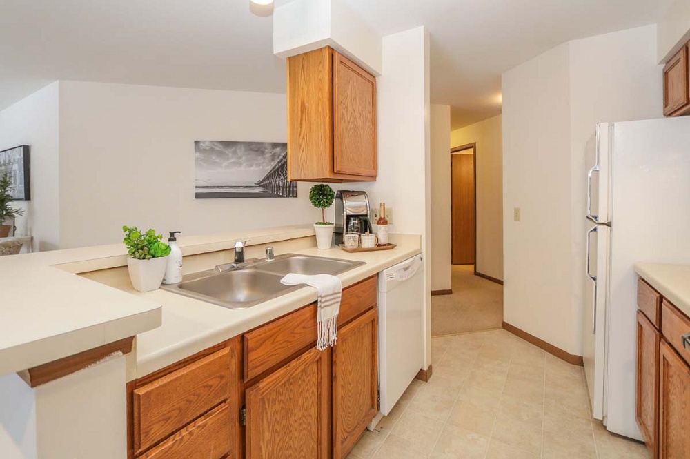 Epic Madison Wi >> Apartments For Rent - Westridge Apartments | Madison Apartment Living Epic Madison Wi >> Apartments For Rent - Westridge Apartments | Madison Apartment Living