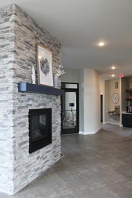 Autumn Lake Apartments - Entry Area