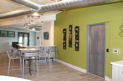 Yahara Terrace - Gathering Bar