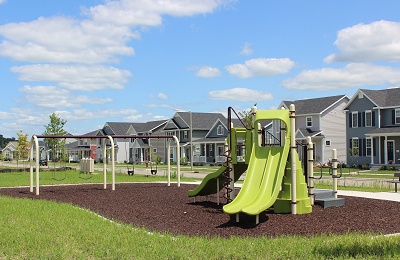 Autumn Lake Apartments