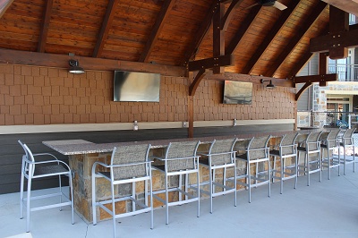 Timber Valley - Cabana Bar