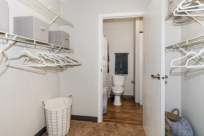 ReNew Madison - Closet