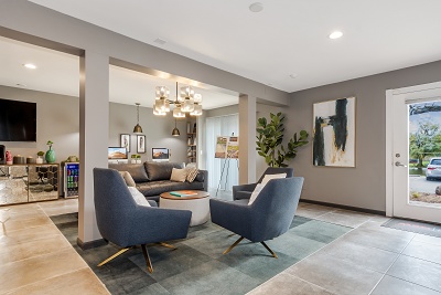 ReNew Madison - Lobby