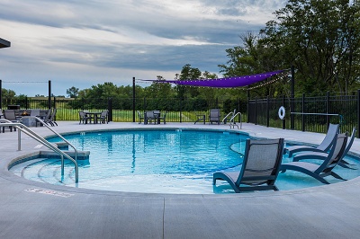 Vista Apartments - Pool
