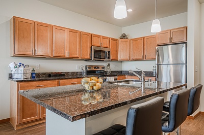 Hidden Creek Residences - Gorgeous Gourmet Kitchen with Granite Island