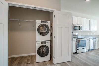 Peloton Residences - Short Term, Furnished
