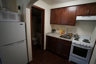 215 N. Ingersoll Street - Studio #3