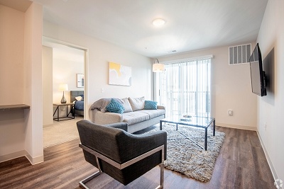 Aviary at Middleton Market - Living Room